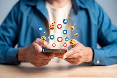 Dampak Ulasan Positif terhadap Algoritma Platform dan Kepercayaan Pengguna