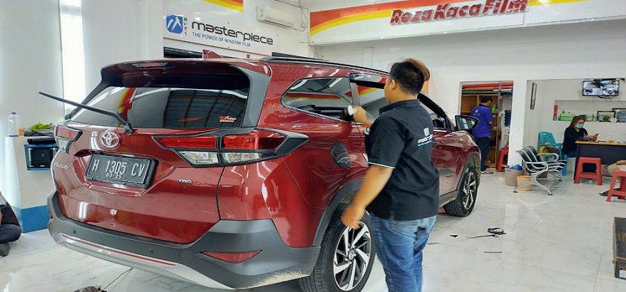 Selain Agar  Terlihat  Stylish Inilah  Manfaat Pemasangan Kaca Film Mobil Untuk Kendaraan